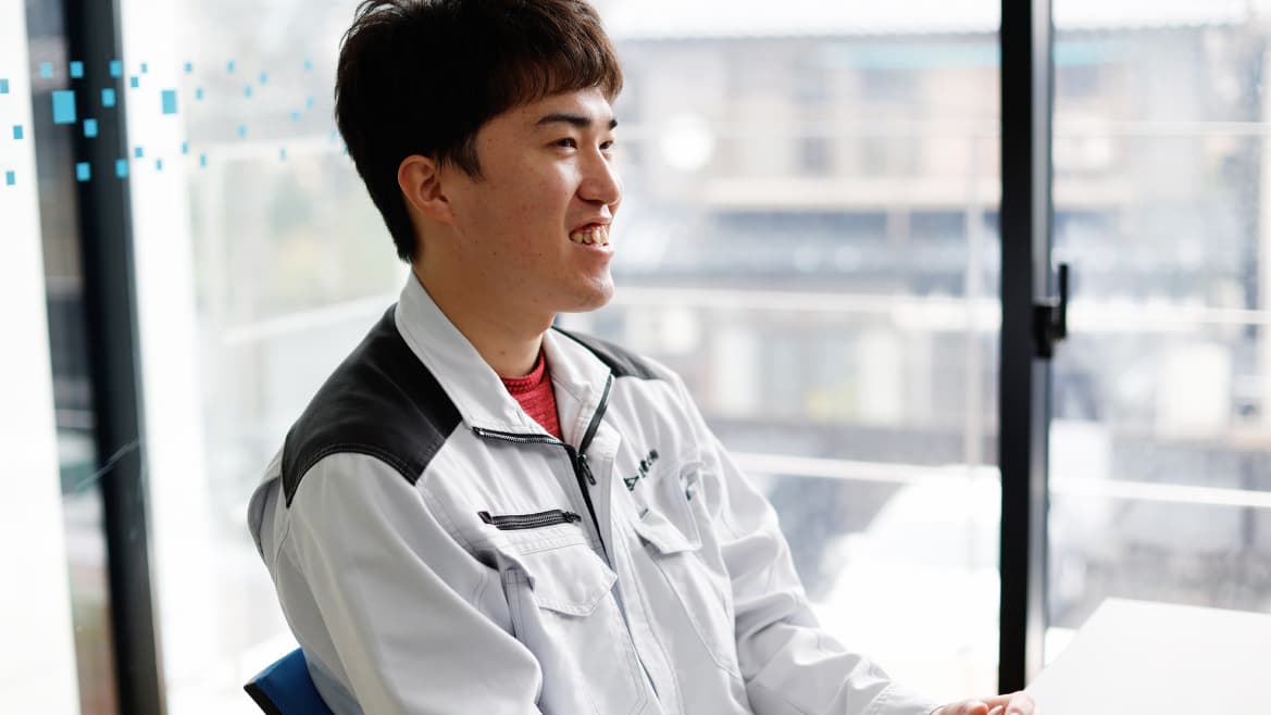 インタビュー中の様子